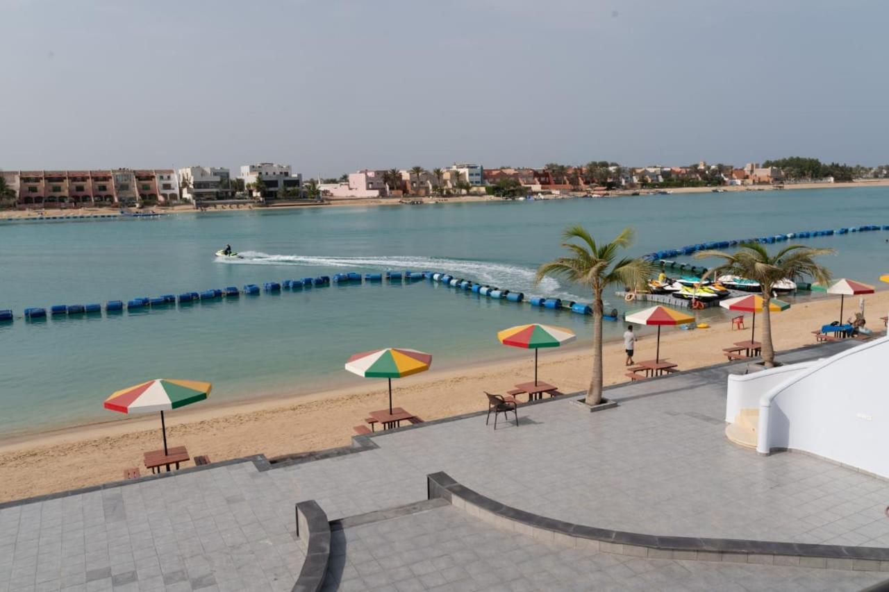 مجمع لاقون السكني - للعائلات فقط Hotel Jeddah Exterior photo